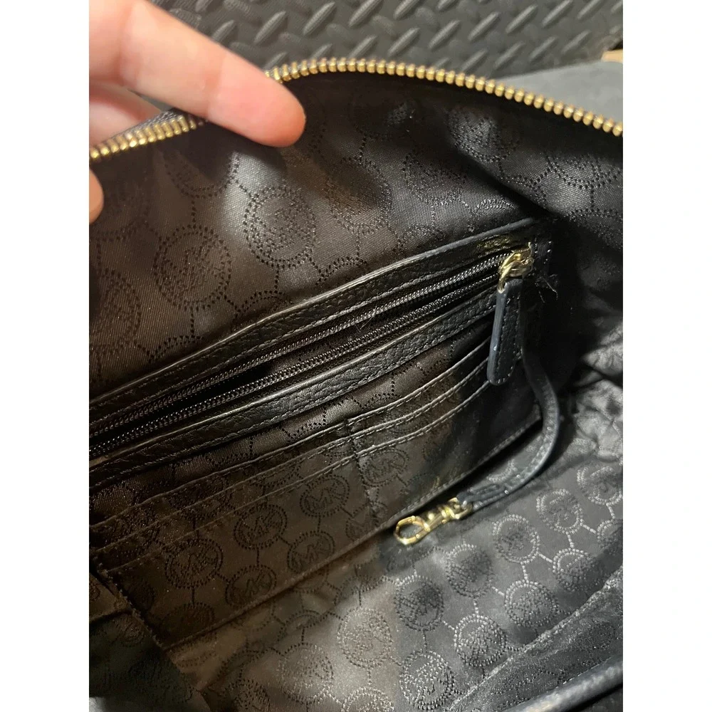 Michael‎ Kors Crossbody Bag Womens OS Black Pebble Leather Gold Chain Strap